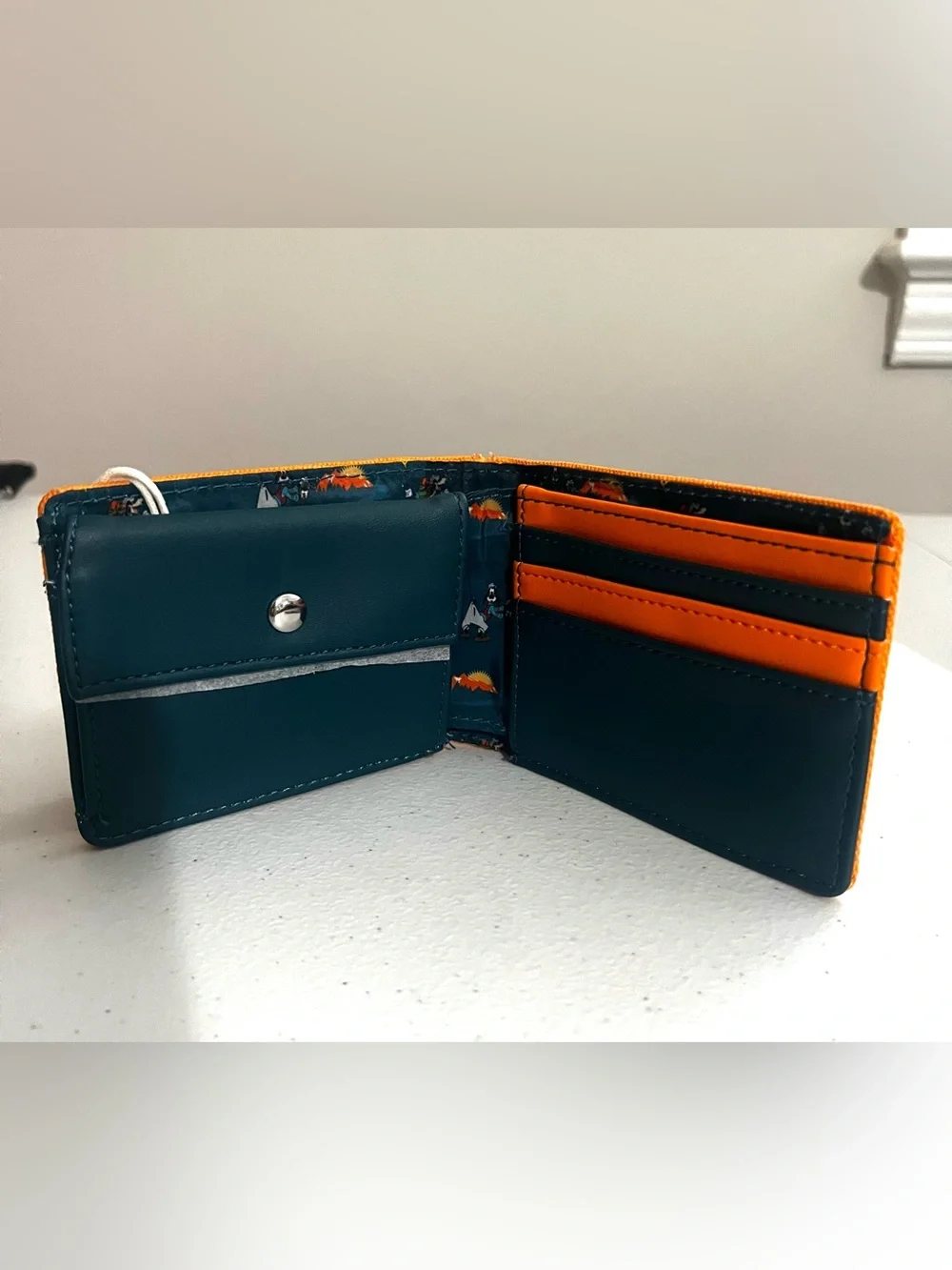 Loungefly Goofy Camping Washed Patch Bifo Wallet